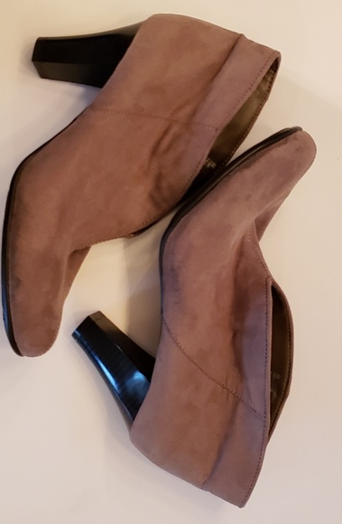 AEROSOLES Shoes - Aerosoles Booties Winterstroles